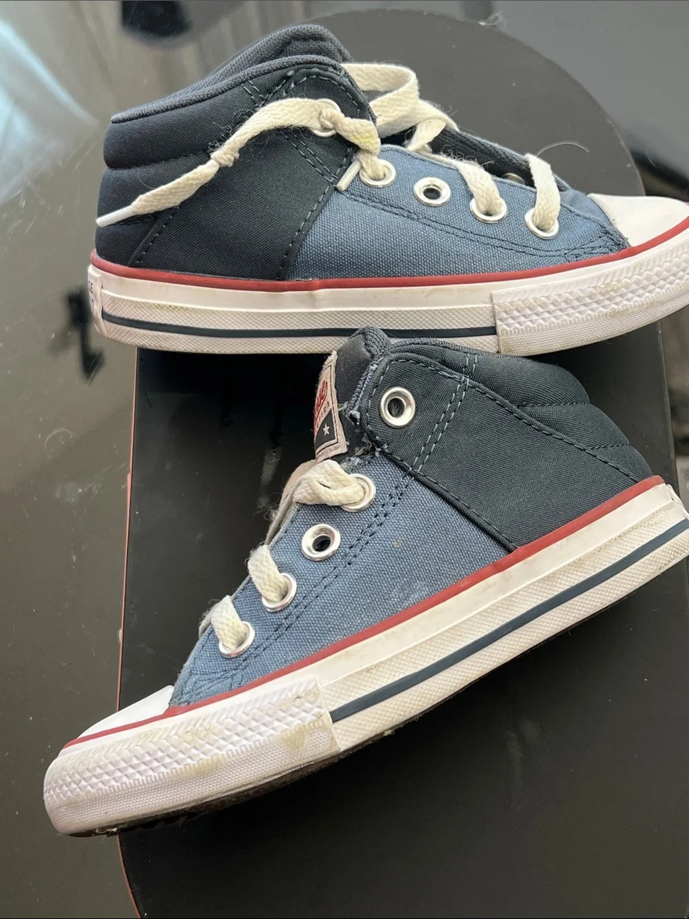 Converse Low-Top Sneakers in Blue, Black and White with Red Trim